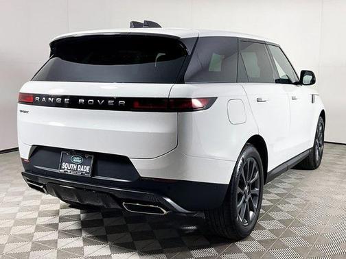 2025 Land Rover Range Rover Sport P360 S