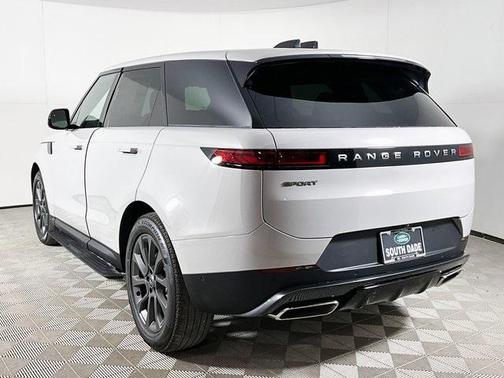2025 Land Rover Range Rover Sport