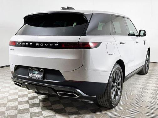 2025 Land Rover Range Rover Sport