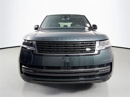 2025 Land Rover Range Rover P400 SE