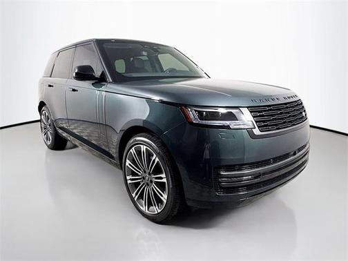 2025 Land Rover Range Rover P400 SE
