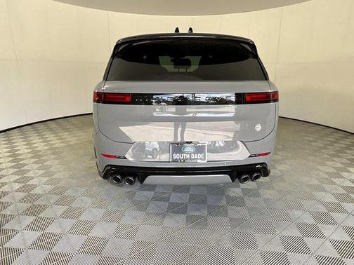 2025 Land Rover Range Rover Sport P635 SV Edition Two