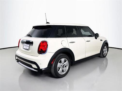 2022 MINI Hardtop Cooper