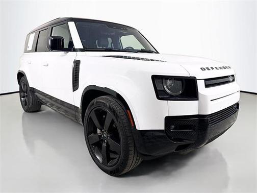 2022 Land Rover Defender 110 X-Dynamic SE