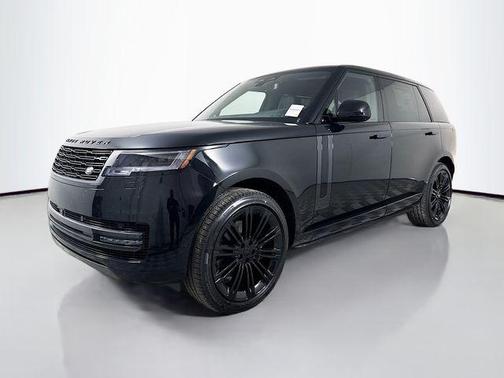Santorini Black Metallic 2026 Land Rover Range Rover P400 SE 7 Seat