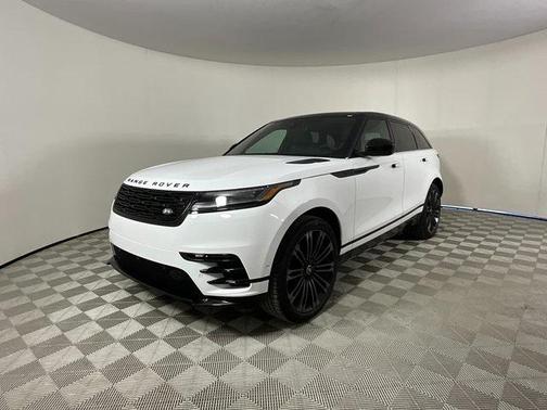 2026 Land Rover Range Rover Velar P250 SE R-Dynamic
