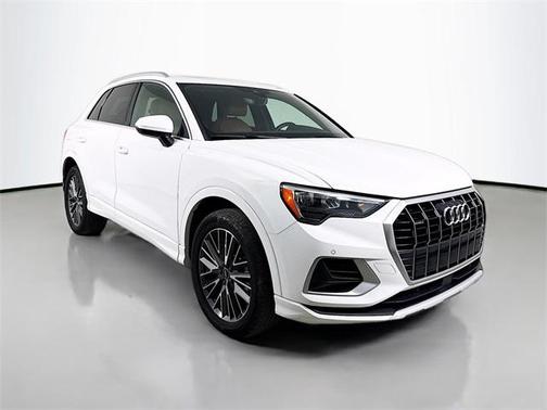 2021 Audi Q3 40 Premium