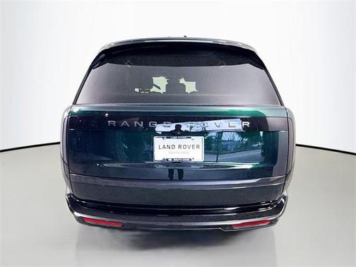 2025 Land Rover Range Rover P530 SE