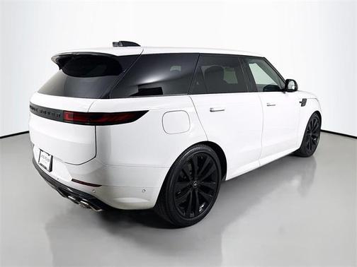 2025 Land Rover Range Rover Sport SE