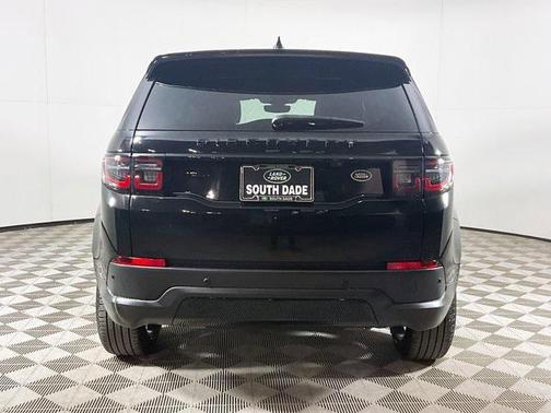 2023 Land Rover Discovery Sport SE