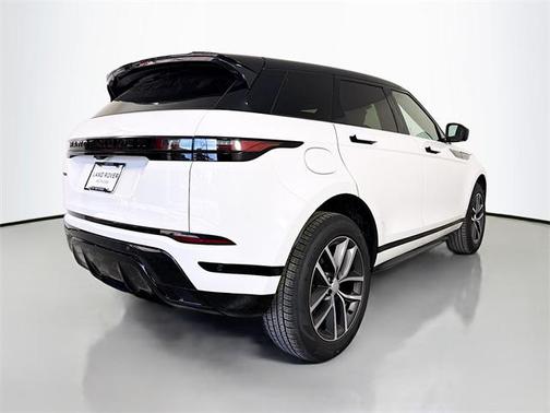 2026 Land Rover Range Rover Evoque Dynamic SE