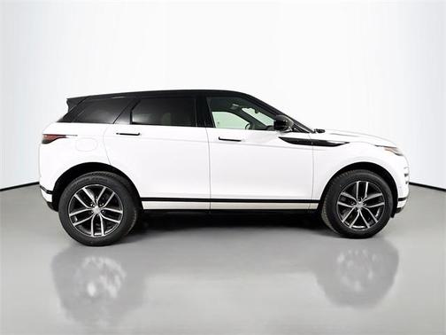 2026 Land Rover Range Rover Evoque Dynamic SE