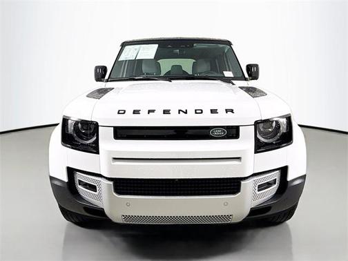 2025 Land Rover Defender 110 P300