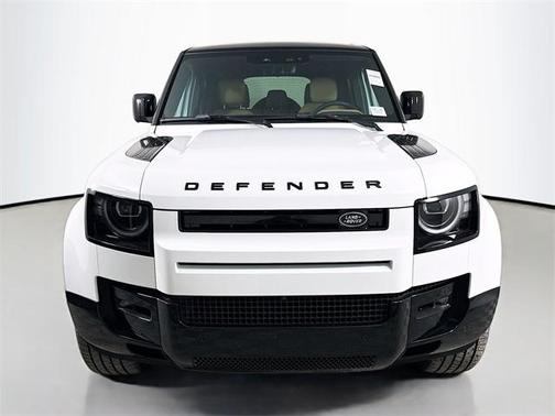 2026 Land Rover Defender P400 X-Dynamic SE