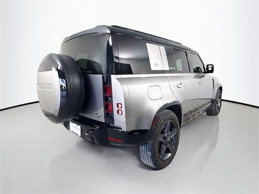 2023 Land Rover Defender 110 X-Dynamic SE