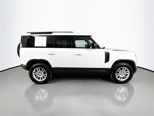 2025 Land Rover Defender 110 P300