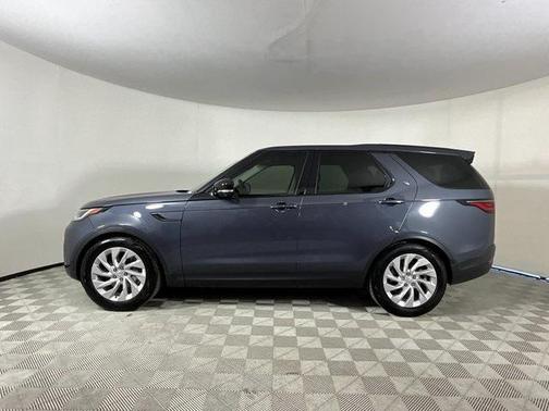 2024 Land Rover Discovery P300 S