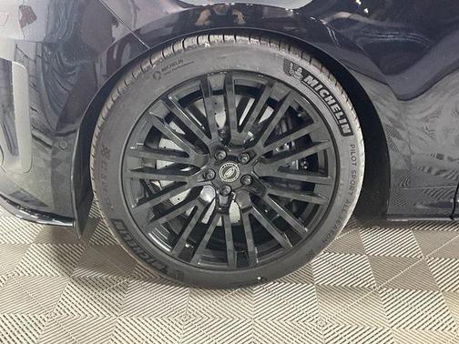 2025 Land Rover Range Rover Sport P635 SV Edition Two