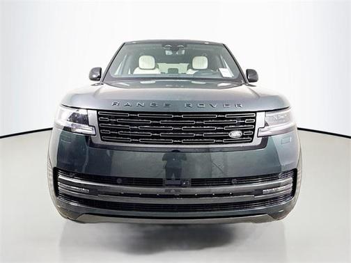2025 Land Rover Range Rover P530 SE 7 Seat