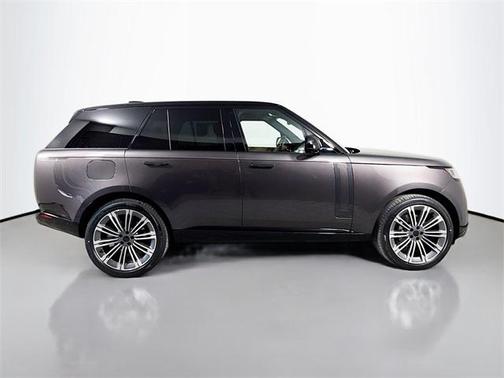 2026 Land Rover Range Rover P400 SE