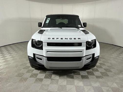 2025 Land Rover Defender 90 P300 S