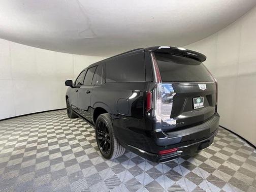 2023 Cadillac Escalade ESV Sport Platinum