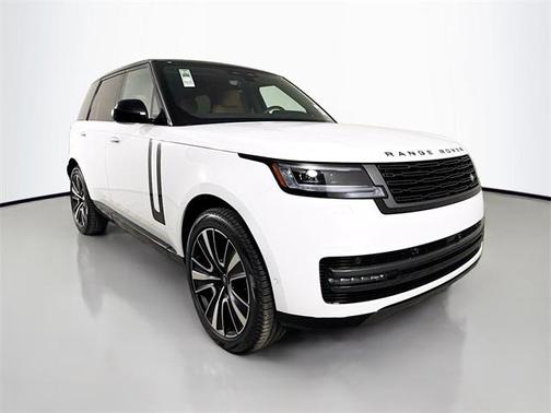 2025 Land Rover Range Rover P550e SE