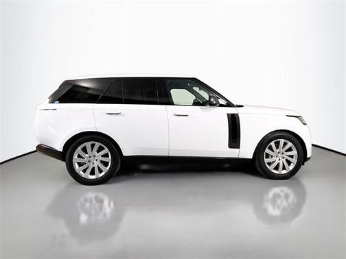 2023 Land Rover Range Rover P400 SE