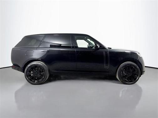 2026 Land Rover Range Rover P400 SE 7 Seat