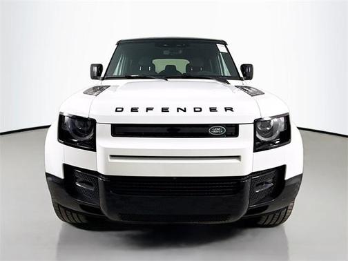 2025 Land Rover Defender 110 V8