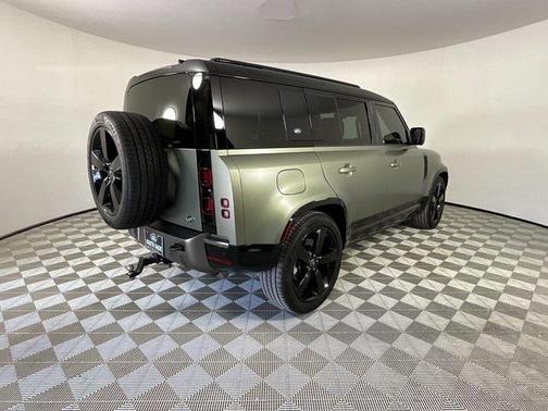 2021 Land Rover Defender 110 X-Dynamic HSE
