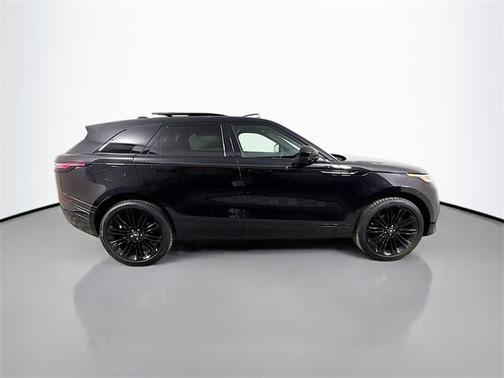 2026 Land Rover Range Rover Velar P400 Dynamic SE
