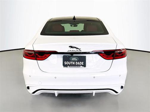 2024 Jaguar XF R-Dynamic SE P250 RWD Automatic