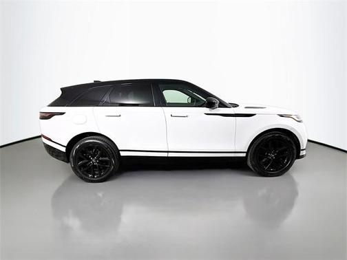 2026 Land Rover Range Rover Velar P250 SE R-Dynamic