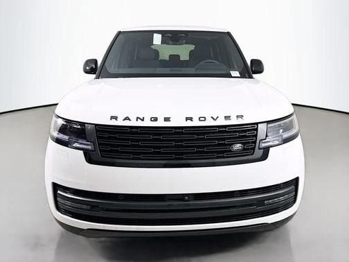 Fuji White 2025 Land Rover Range Rover P550e SE