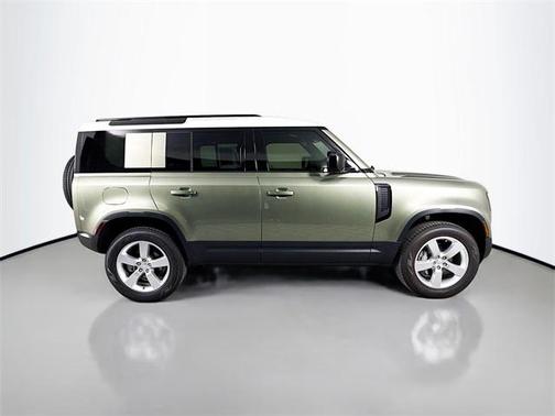 2025 Land Rover Defender 110 P300