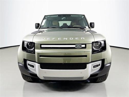 2025 Land Rover Defender 110 P300