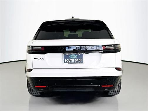 2026 Land Rover Range Rover Velar P400 Dynamic SE