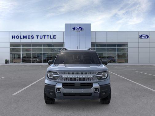 Azure Gray Metallic Tri-Coat 2026 Ford Bronco Sport Badlands