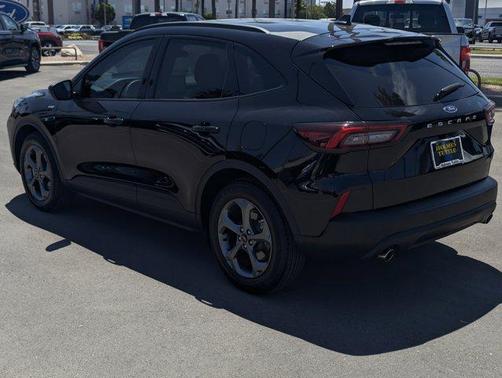 Agate Black Metallic 2025 Ford Escape ST-Line