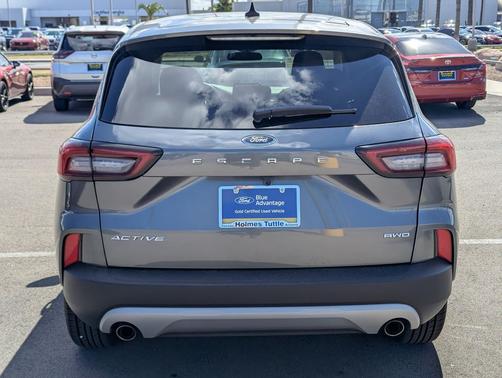 CARBONIZED GRAY M 2025 Ford Escape Active