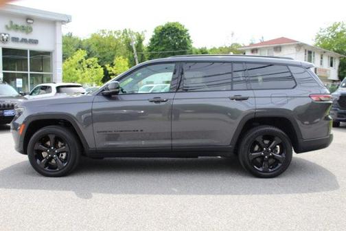 Metallic 2023 Jeep Grand Cherokee L Laredo