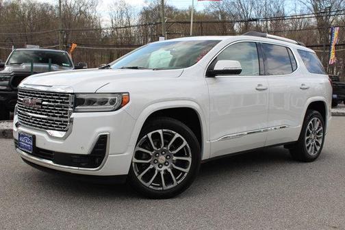 2022 GMC Acadia Denali