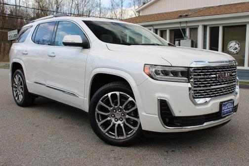 2022 GMC Acadia Denali