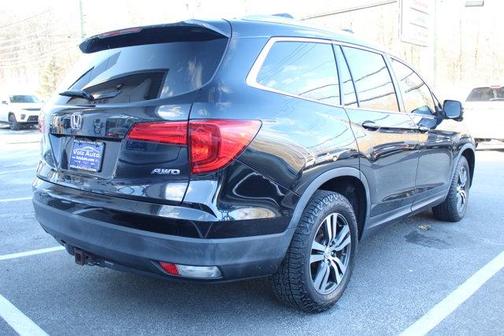 2016 Honda Pilot EX-L w/ Navigation