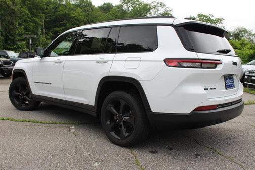 2021 Jeep Grand Cherokee L Laredo