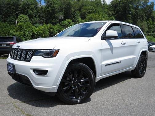 2022 Jeep Grand Cherokee WK Laredo