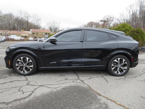 2021 Ford Mustang Mach-E Premium