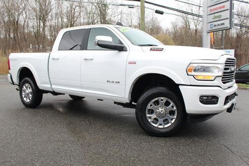 Bright White Clearcoat 2022 RAM 2500 Laramie