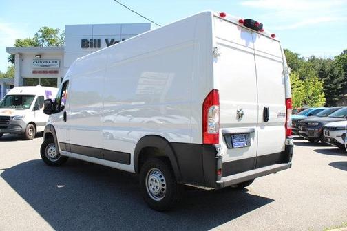 Bright White Clearcoat 2026 RAM ProMaster 2500 High Roof